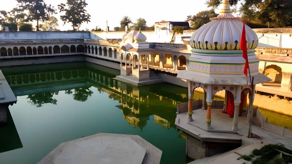 पोहरी जल मंदिर का इतिहास